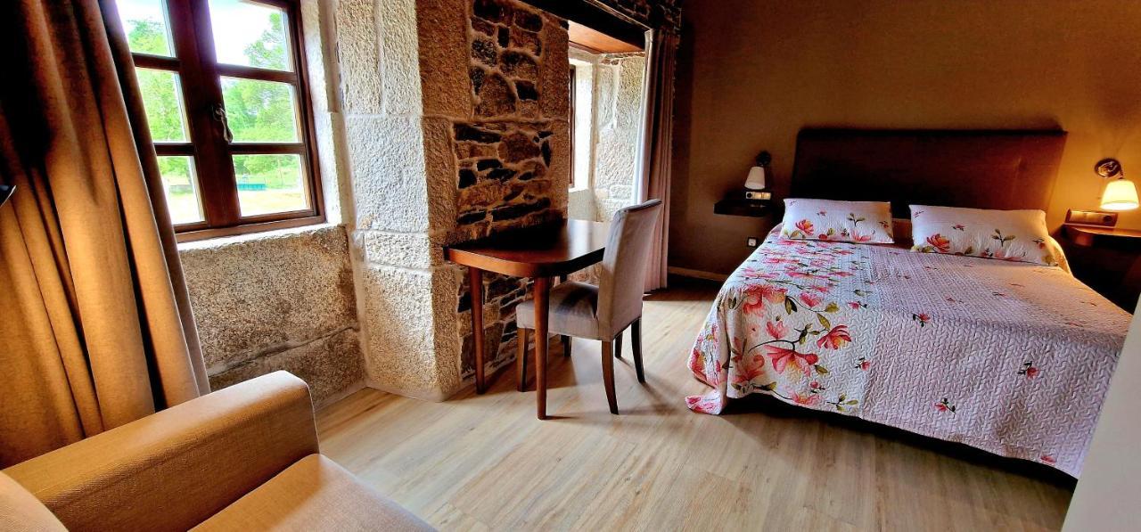 Habitaciones La Cuevona De Guitiriz Lugo Экстерьер фото