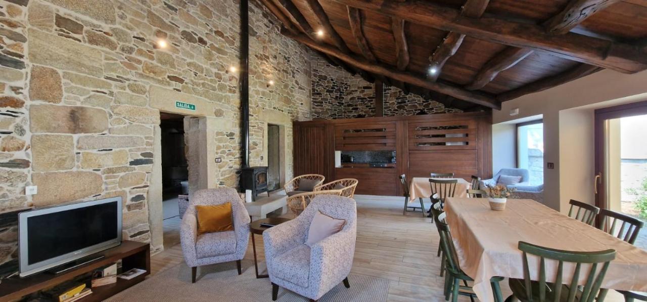 Habitaciones La Cuevona De Guitiriz Lugo Экстерьер фото