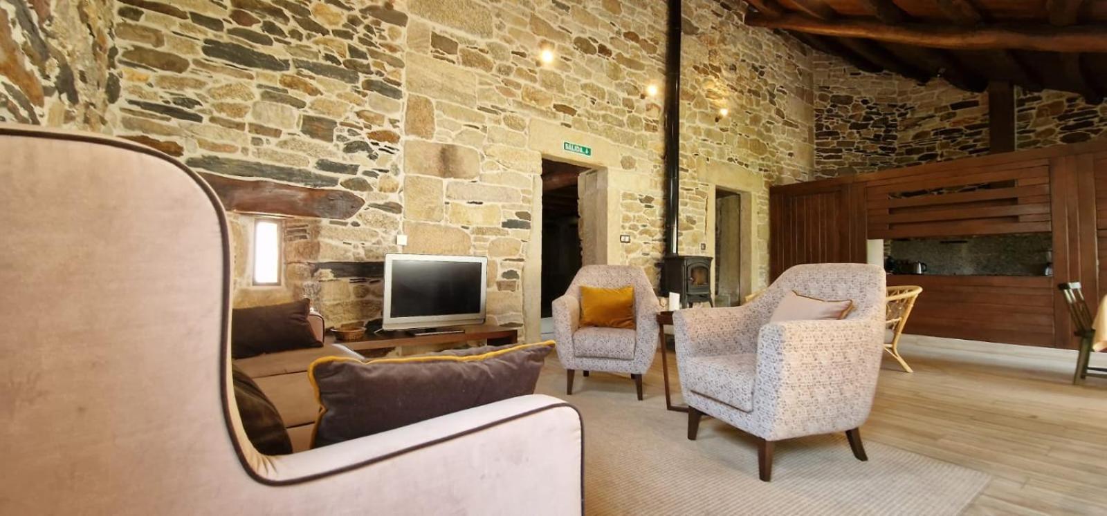 Habitaciones La Cuevona De Guitiriz Lugo Экстерьер фото