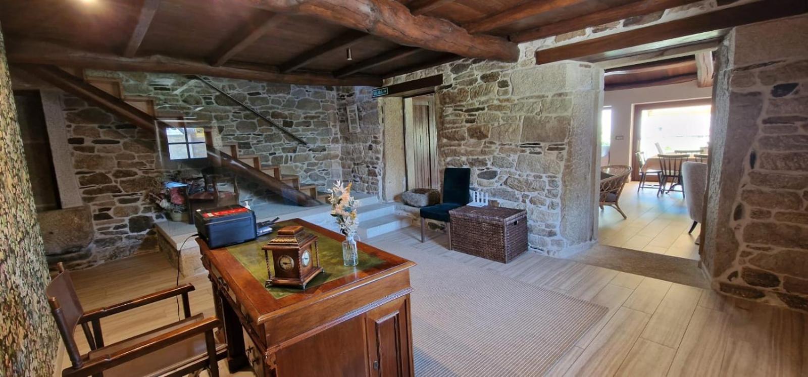 Habitaciones La Cuevona De Guitiriz Lugo Экстерьер фото