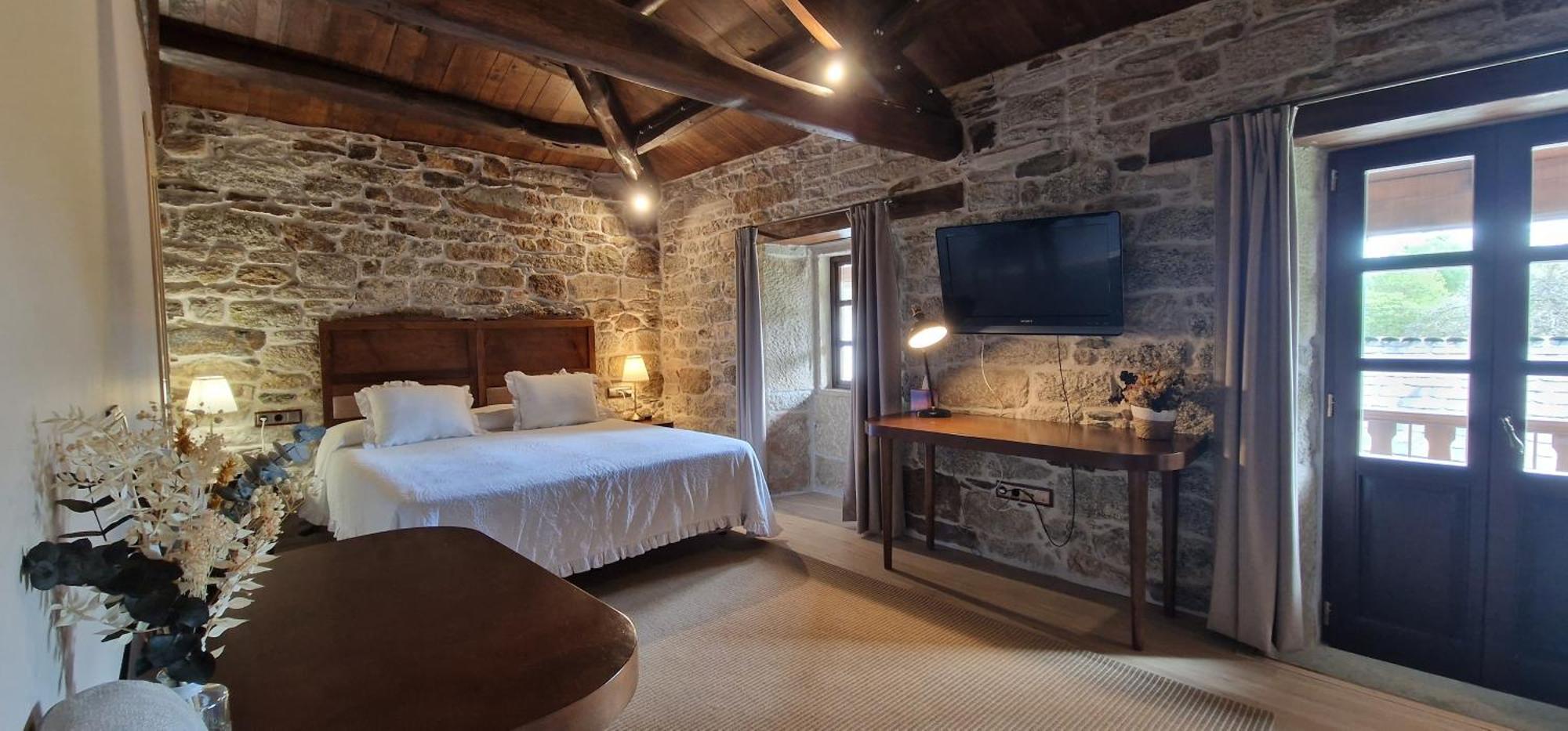 Habitaciones La Cuevona De Guitiriz Lugo Экстерьер фото